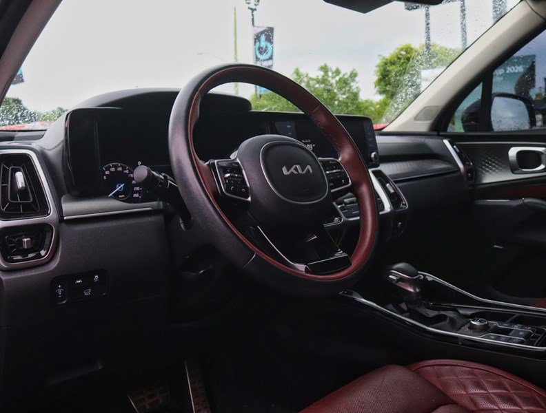 2022 Kia Sorento SX AWD/OFF-LEASE/BOSE/CAPTAINS/RED INT/CPO