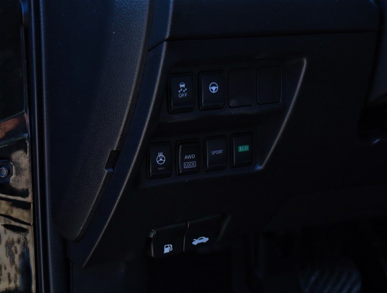 2023 Nissan Qashqai SV WITH SUNROOF/HTD SEATS/CARPLAY/6.99%