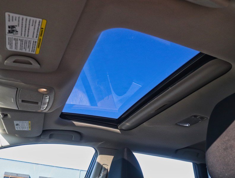 2023 Nissan Qashqai SV WITH SUNROOF/HTD SEATS/CARPLAY/6.99%