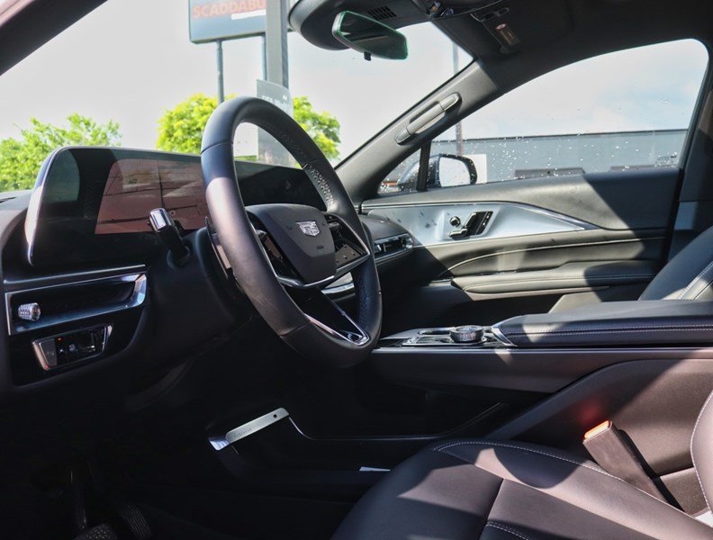2024 Cadillac LYRIQ LYRIQ/TECH/REAR-WHEEL DRIVE