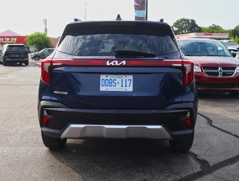 2024 Kia Seltos EX FWD