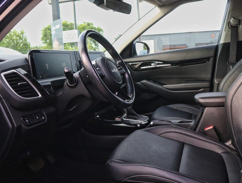 2024 Kia Seltos EX FWD