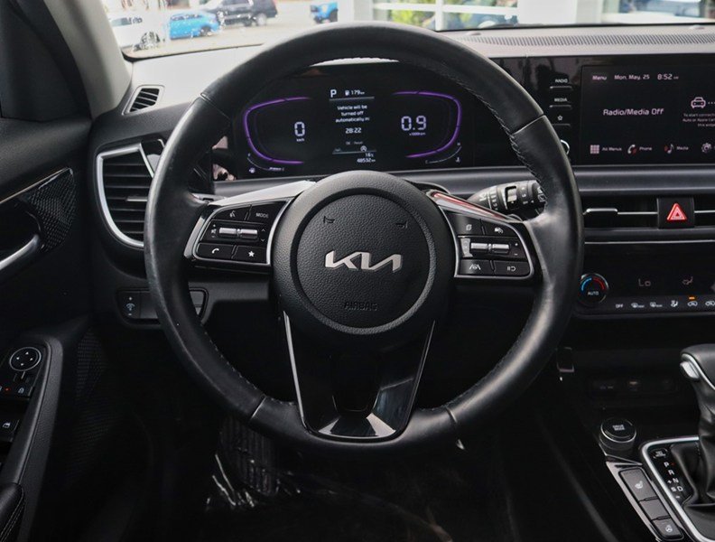 2025 Kia Seltos EX AWD