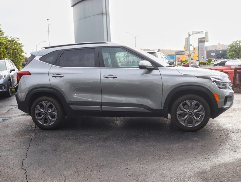 2025 Kia Seltos EX AWD