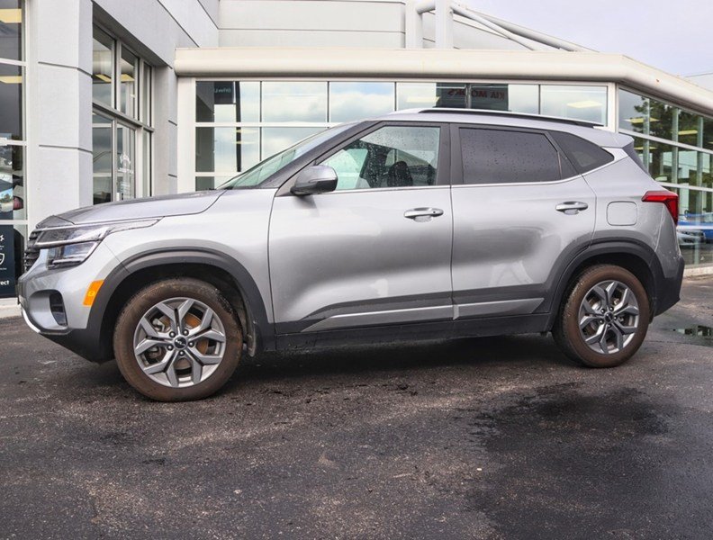 2025 Kia Seltos EX AWD