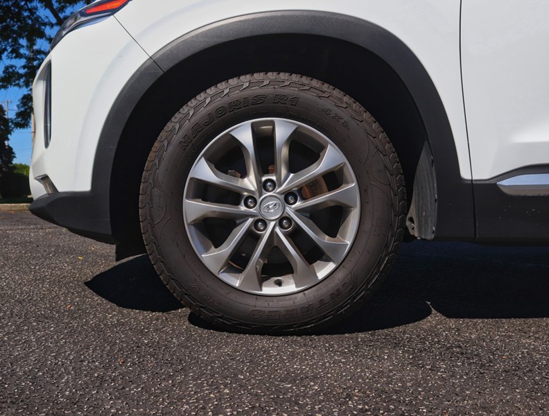2019 Hyundai Santa Fe Essential