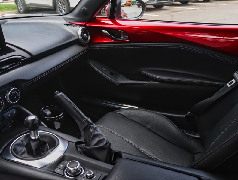 2022 Mazda MX-5 RF GT