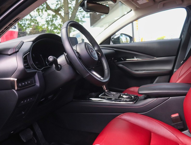 2025 Mazda CX-30 GT