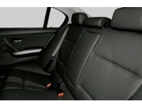 2006 BMW 3 Series 4dr Sdn RWD 325i Interior Shot 6