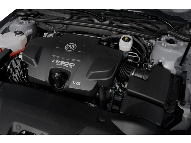 2009 Buick Lucerne 4dr Sdn CXL Exterior Shot 3