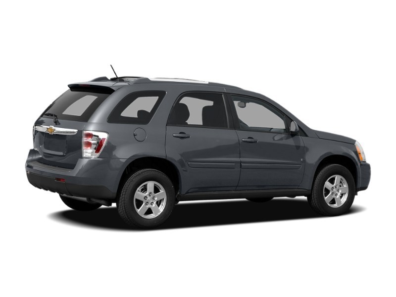2009 Chevrolet Equinox FWD 4dr LS Exterior Shot 2