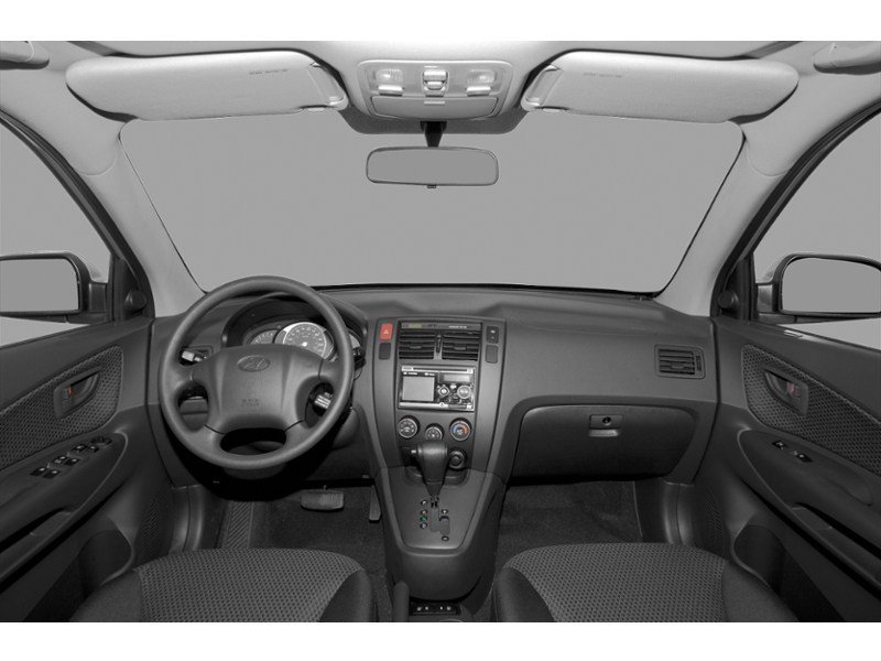 2009 Hyundai Tucson FWD 4dr I4 Man L Interior Shot 7