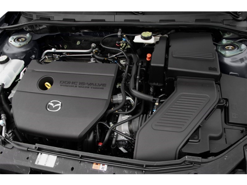 2009 Mazda Mazda3 4dr Sdn Auto GX Exterior Shot 3