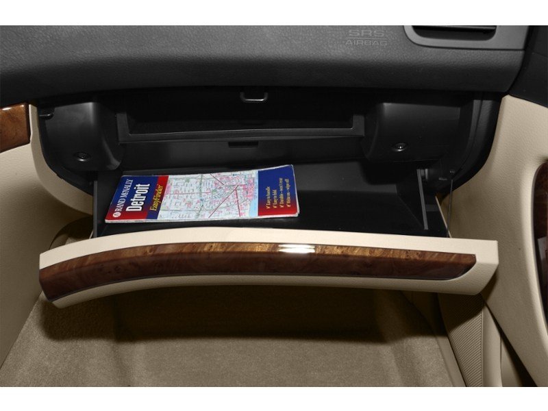2009 Subaru Outback 5dr Wgn Auto 2.5i w/Limited Pkg Interior Shot 4