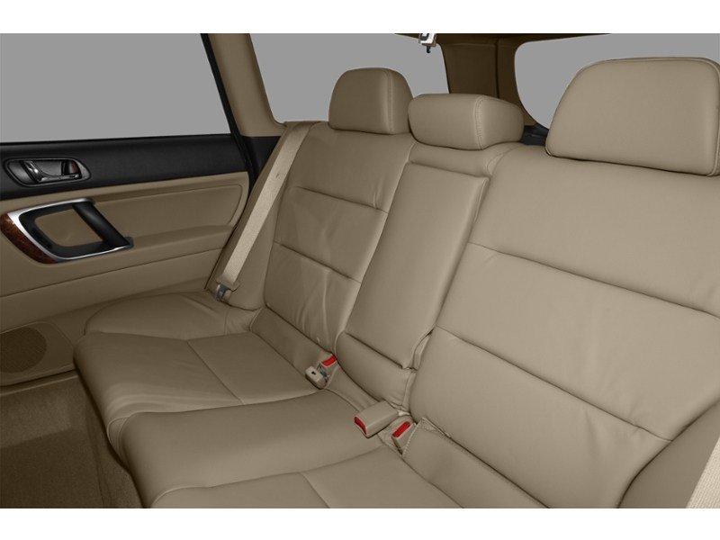 2009 Subaru Outback 5dr Wgn Auto 2.5i w/Limited Pkg Interior Shot 6