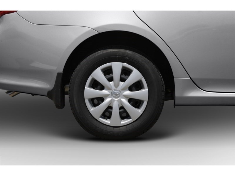 2009 Toyota Corolla 4dr Sdn Man CE Exterior Shot 5