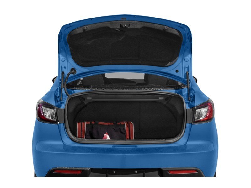 2010 Mazda Mazda3 4dr Sdn Auto GX Exterior Shot 4