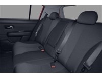 2010 Nissan Versa 5dr HB I4 Auto 1.8 S Interior Shot 6