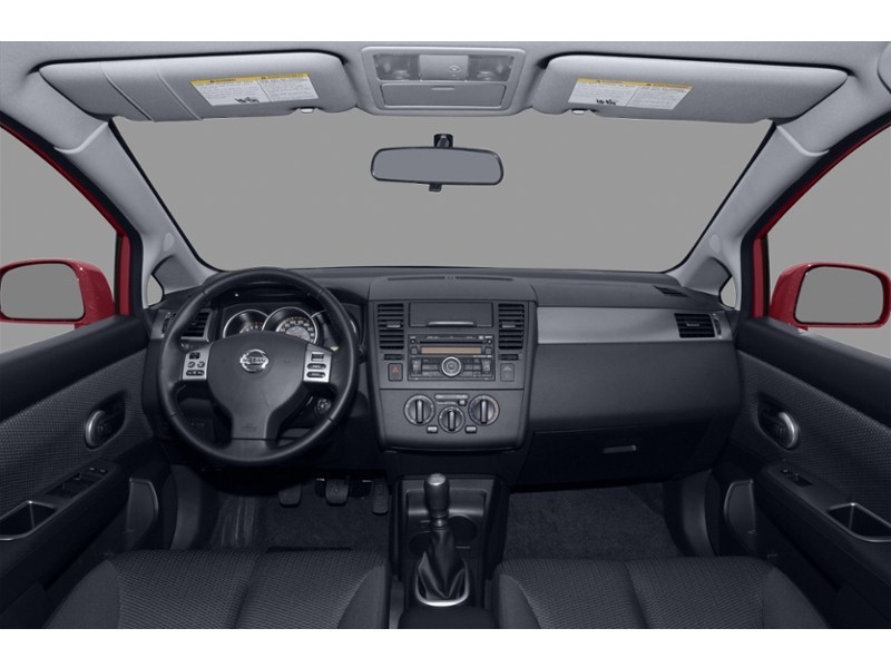 2010 Nissan Versa 5dr HB I4 Auto 1.8 S Interior Shot 7