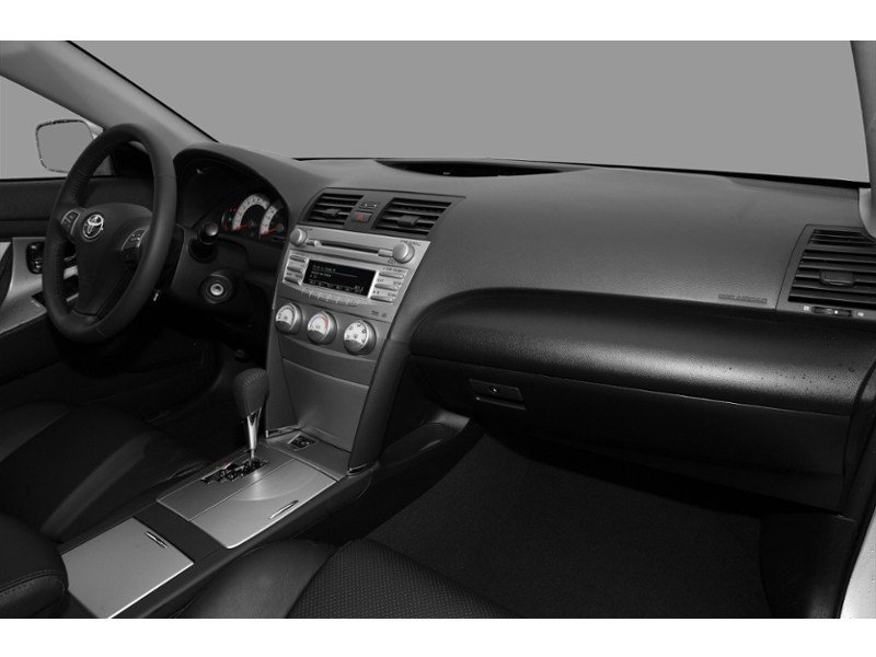 2010 Toyota Camry 4dr Sdn I4 Auto LE Interior Shot 1
