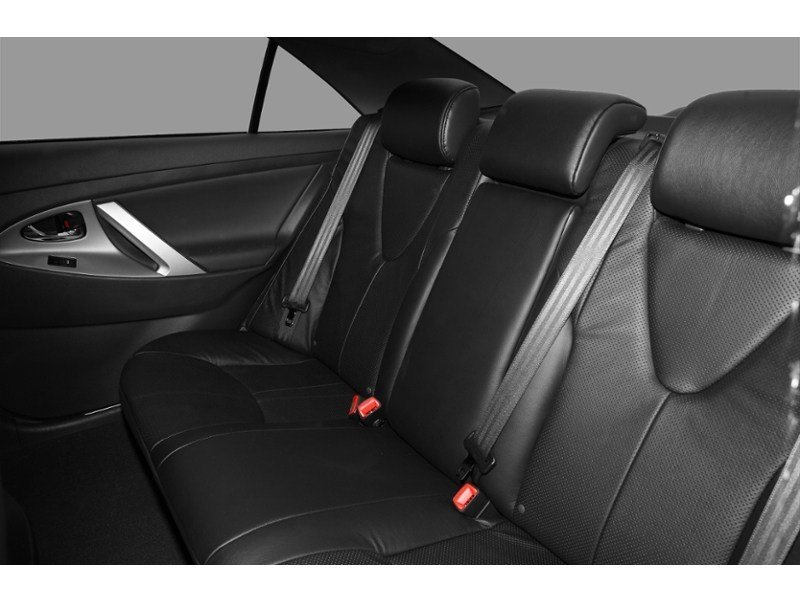 2010 Toyota Camry 4dr Sdn I4 Auto LE Interior Shot 6