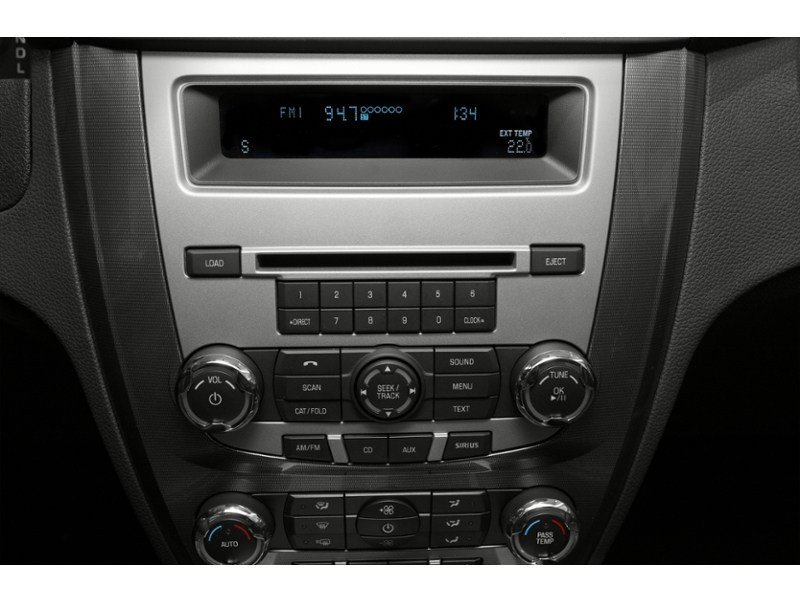 2011 Ford Fusion 4dr Sdn V6 SEL FWD Interior Shot 2