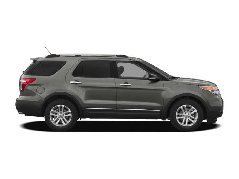2011 Ford Explorer 4WD 4dr V6 SelectShift Auto XLT Exterior Shot 16