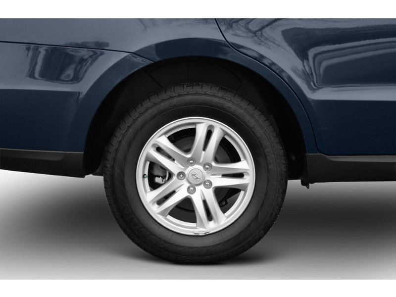 2011 Hyundai Santa Fe FWD 4dr I4 Auto GL Premium Exterior Shot 5