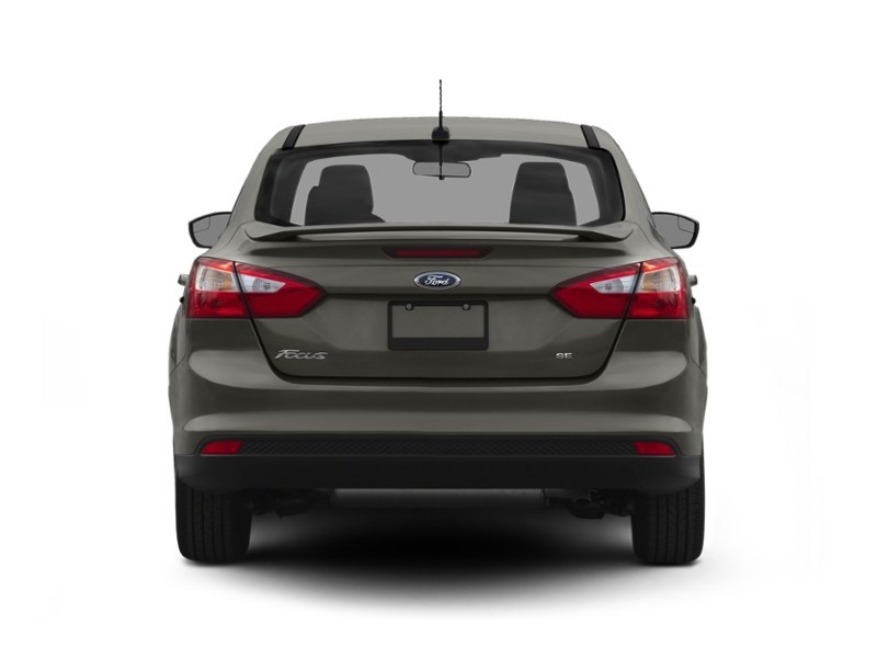 2012 Ford Focus 4dr Sdn Titanium Exterior Shot 8