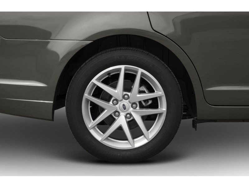2012 Ford Fusion 4dr Sdn SEL FWD Exterior Shot 5