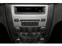 2012 Ford Fusion 4dr Sdn SEL FWD Interior Shot 2