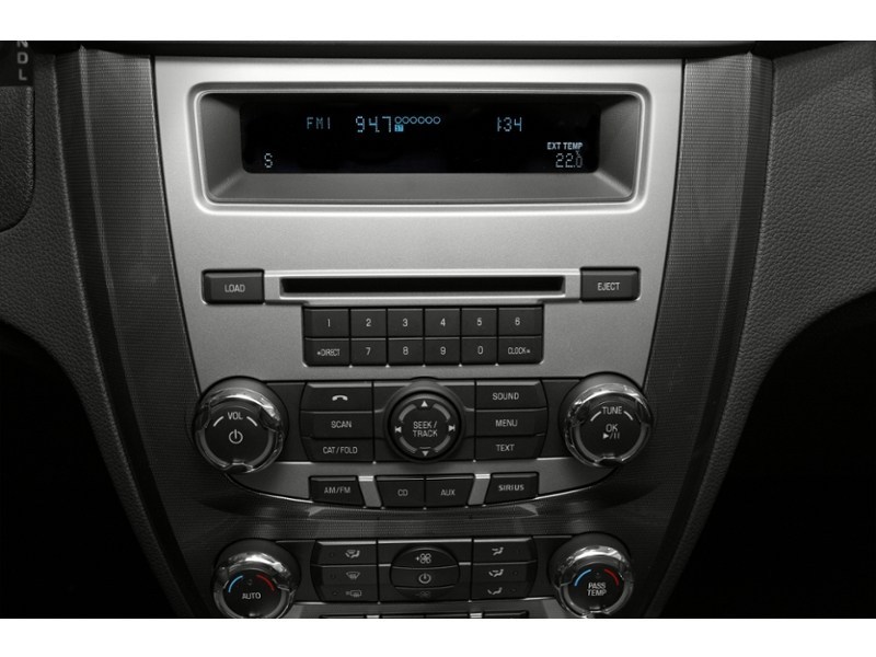 2012 Ford Fusion 4dr Sdn SEL FWD Interior Shot 2