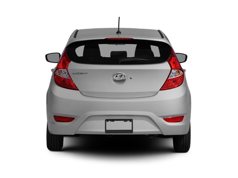 2012 Hyundai Accent 5dr HB Auto GL Exterior Shot 8