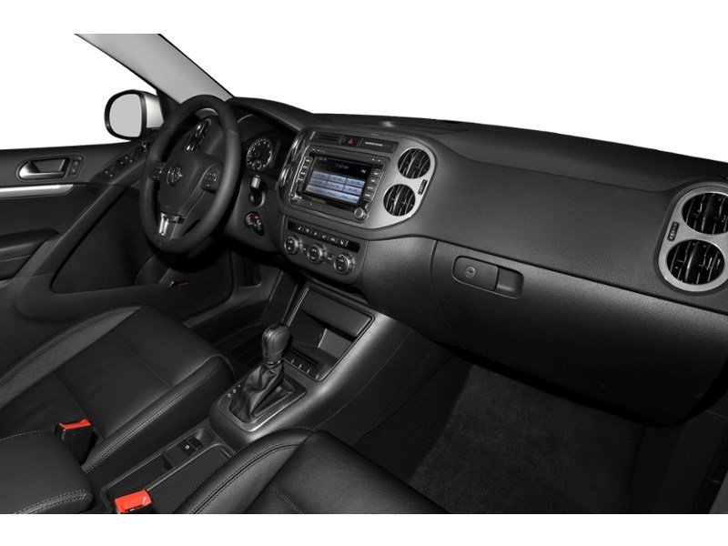 2013 Volkswagen Tiguan 4dr Auto Comfortline 4Motion Interior Shot 1