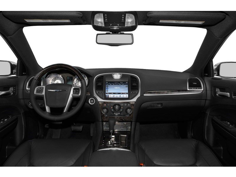 2013 Chrysler 300 4dr Sdn Touring RWD Interior Shot 7