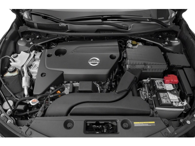 2015 Nissan Altima 4dr Sdn I4 CVT 2.5 SV Exterior Shot 3
