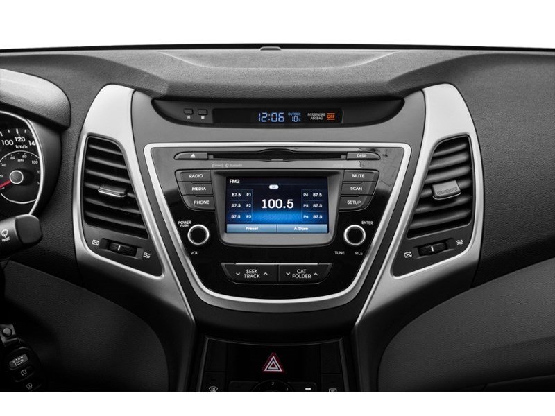 2015 Hyundai Elantra 4dr Sdn Auto GLS Interior Shot 2