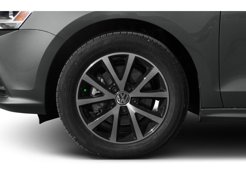 2017 Volkswagen Jetta 4dr 1.4 TSI Auto Wolfsburg Edition Exterior Shot 5