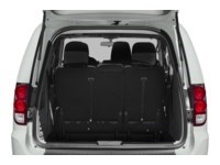 2018 Dodge Grand Caravan SXT 2WD Exterior Shot 4