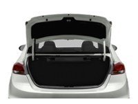 2017 Hyundai Elantra 4dr Sdn Auto LE Exterior Shot 4