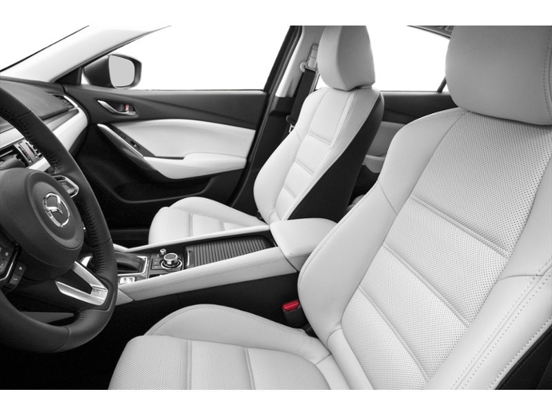 2017 Mazda Mazda6 GT Interior Shot 4