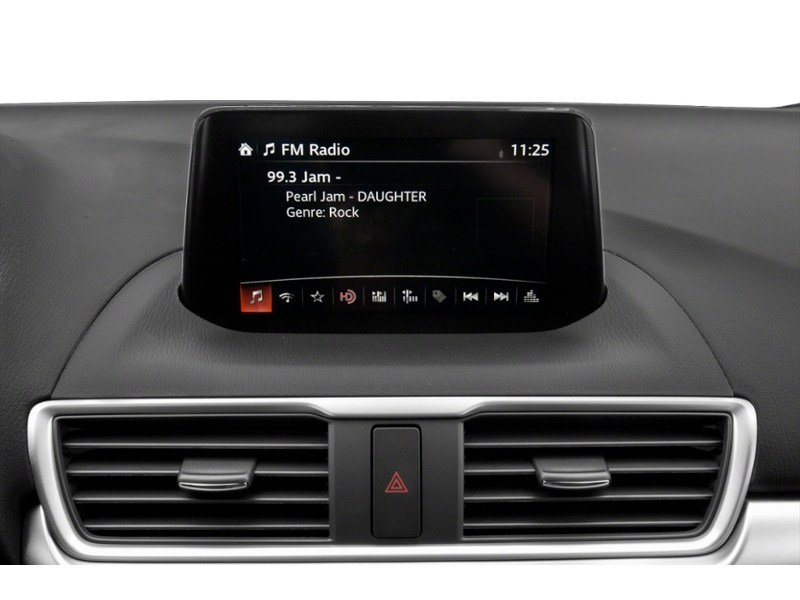 2018 Mazda Mazda3 Sport GS Manual Interior Shot 2