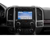 2018 Ford F-150 LARIAT 4WD SuperCrew 5.5' Box Interior Shot 2