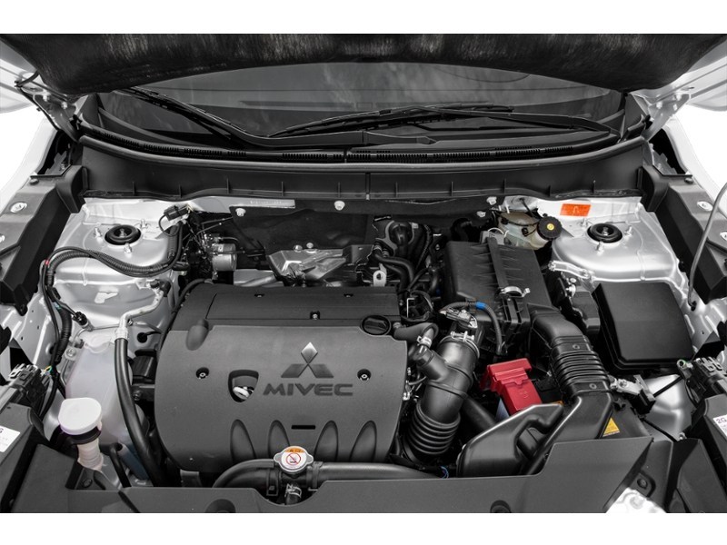 2024 Mitsubishi RVR ES AWC Exterior Shot 3