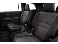 2022 Honda Pilot Black Edition AWD Interior Shot 5