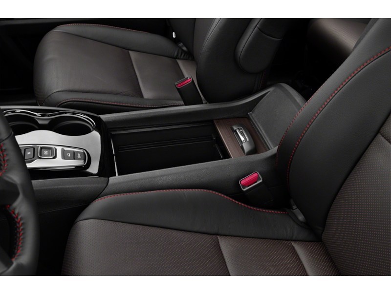2022 Honda Pilot Black Edition AWD Interior Shot 7
