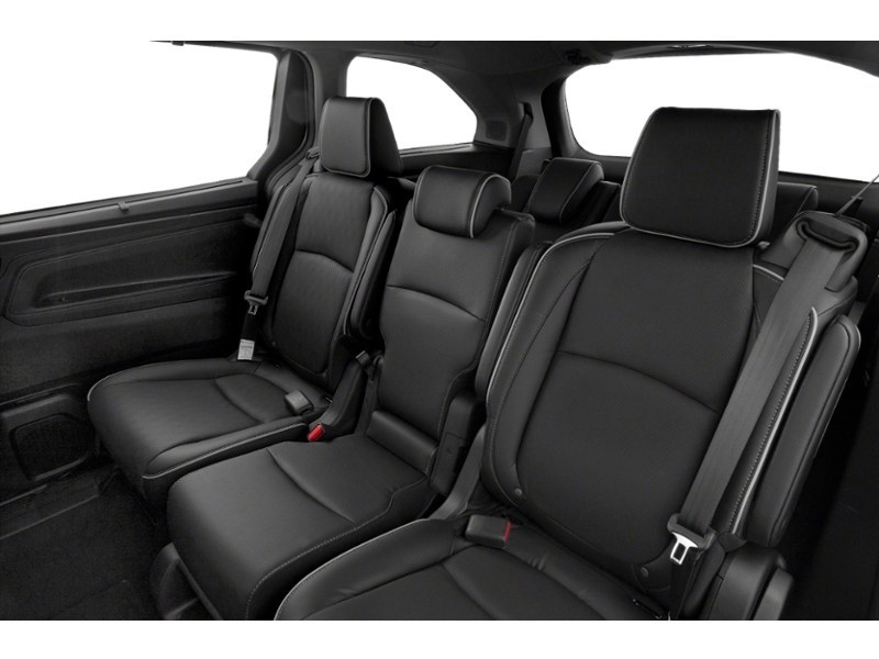 2023 Honda Odyssey Touring Auto Interior Shot 5