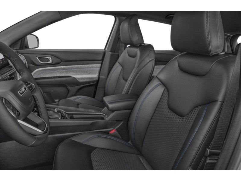 2023 Jeep Compass Limited | 4x4 | 2.0L | ROOF | PREM SOUND | HTD STR Interior Shot 4