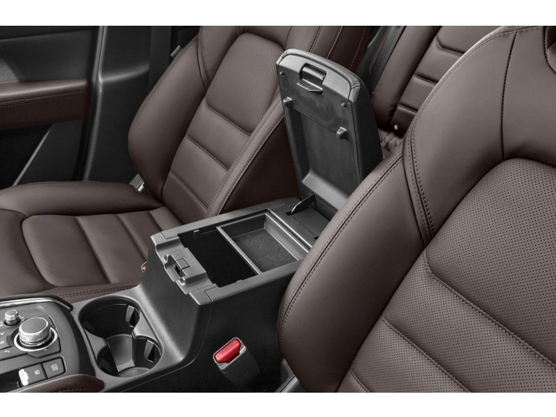 2023 Mazda CX-5 Signature AWD Interior Shot 7