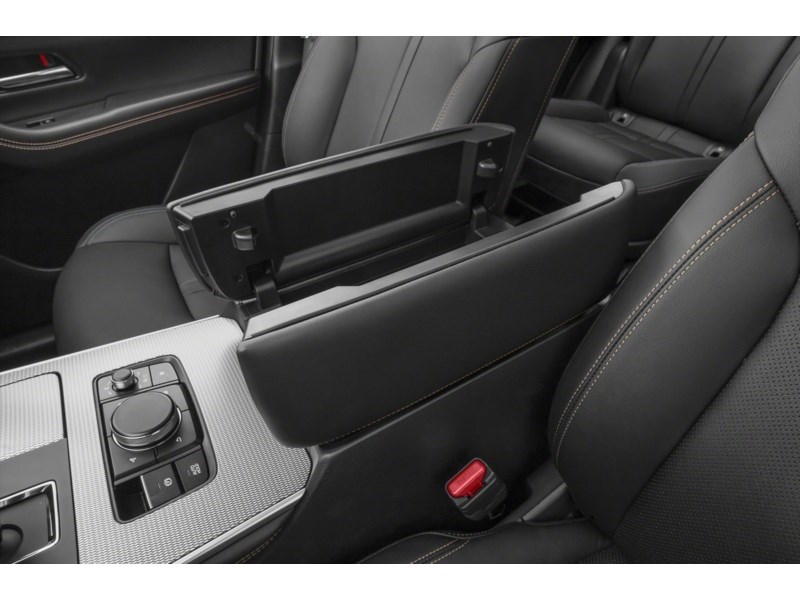 2026 Mazda CX-90 MHEV GT AWD Interior Shot 7